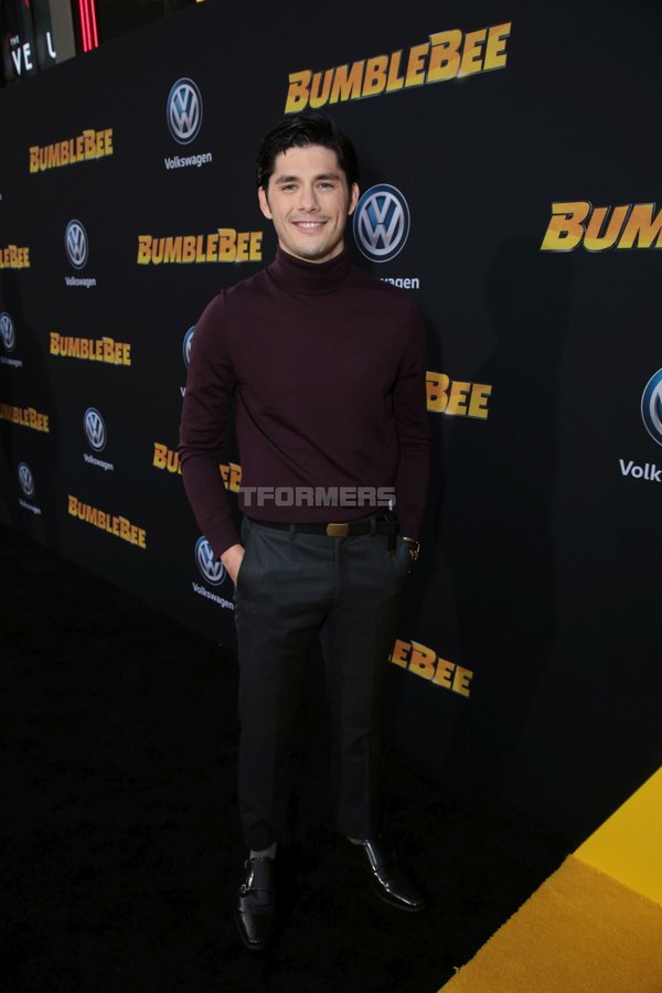 Transformers Bumblebee Global Premiere Images  (97 of 220)